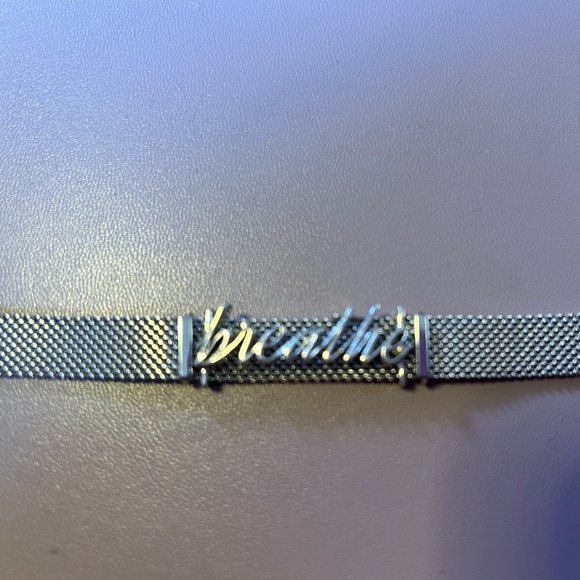 NWT Keep Collective Stella & Dot Silver 'Breathe' Charm and silver mesh bracelet - Picture 1 of 4